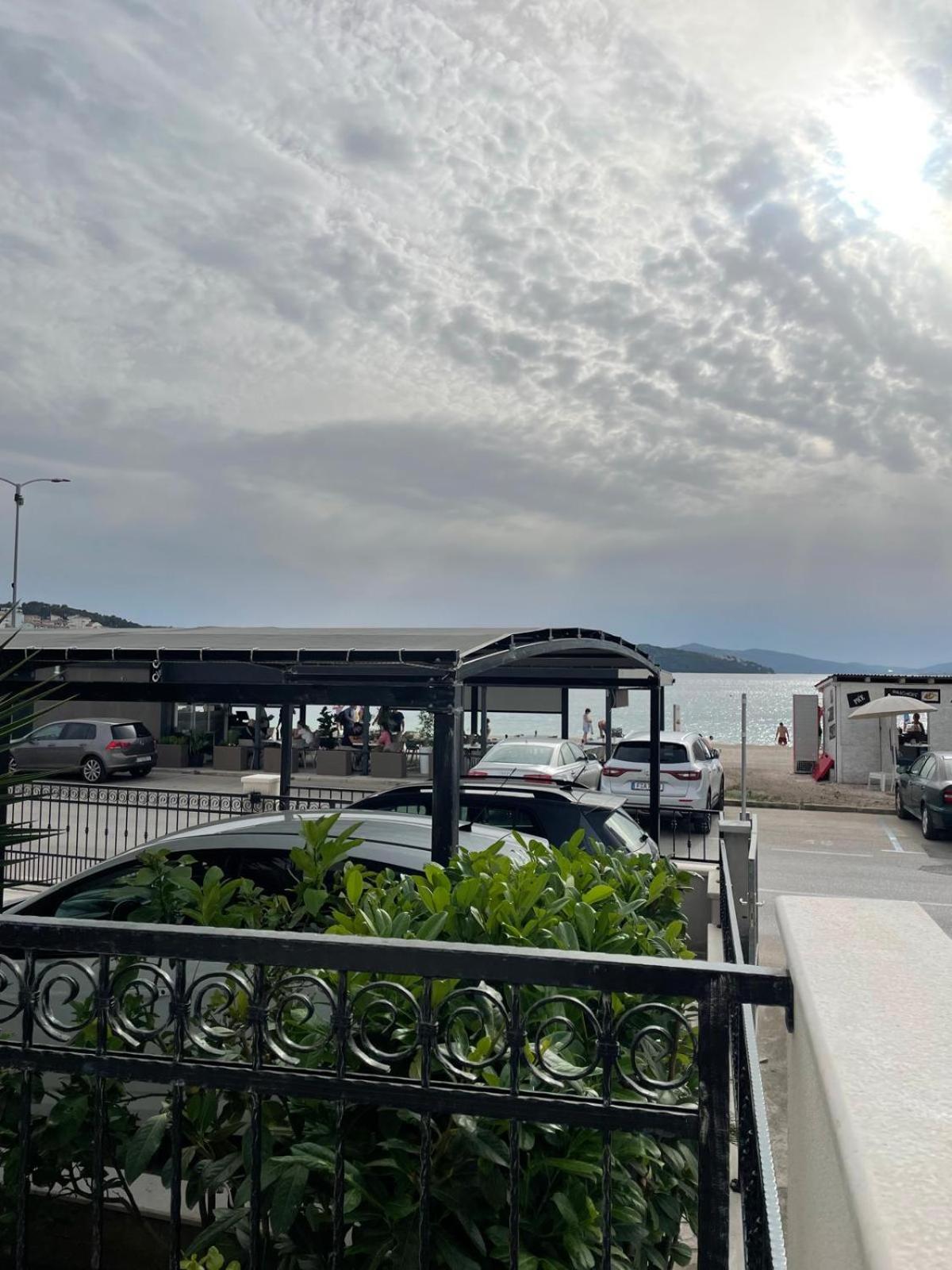 Apartment Sea&Sun Trogir Exterior foto