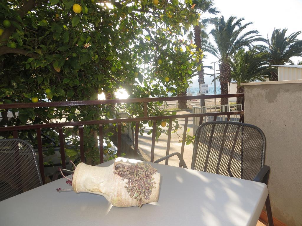 Apartment Sea&Sun Trogir Zimmer foto